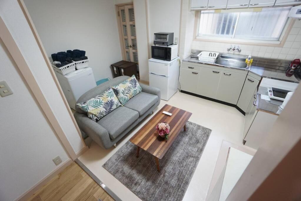 Apartment House White Mansion 201 Osaka